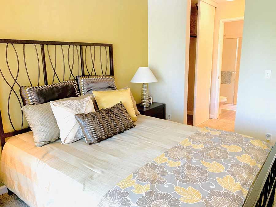 Willowbend Apartments photo 3